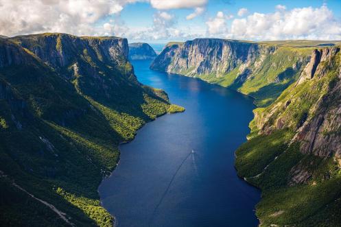 how-to-get-your-photo-taken-at-the-iconic-western-brook-pond-fjord-2